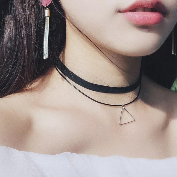 🖤Cute triangle charm choker - Picture 4 of 4